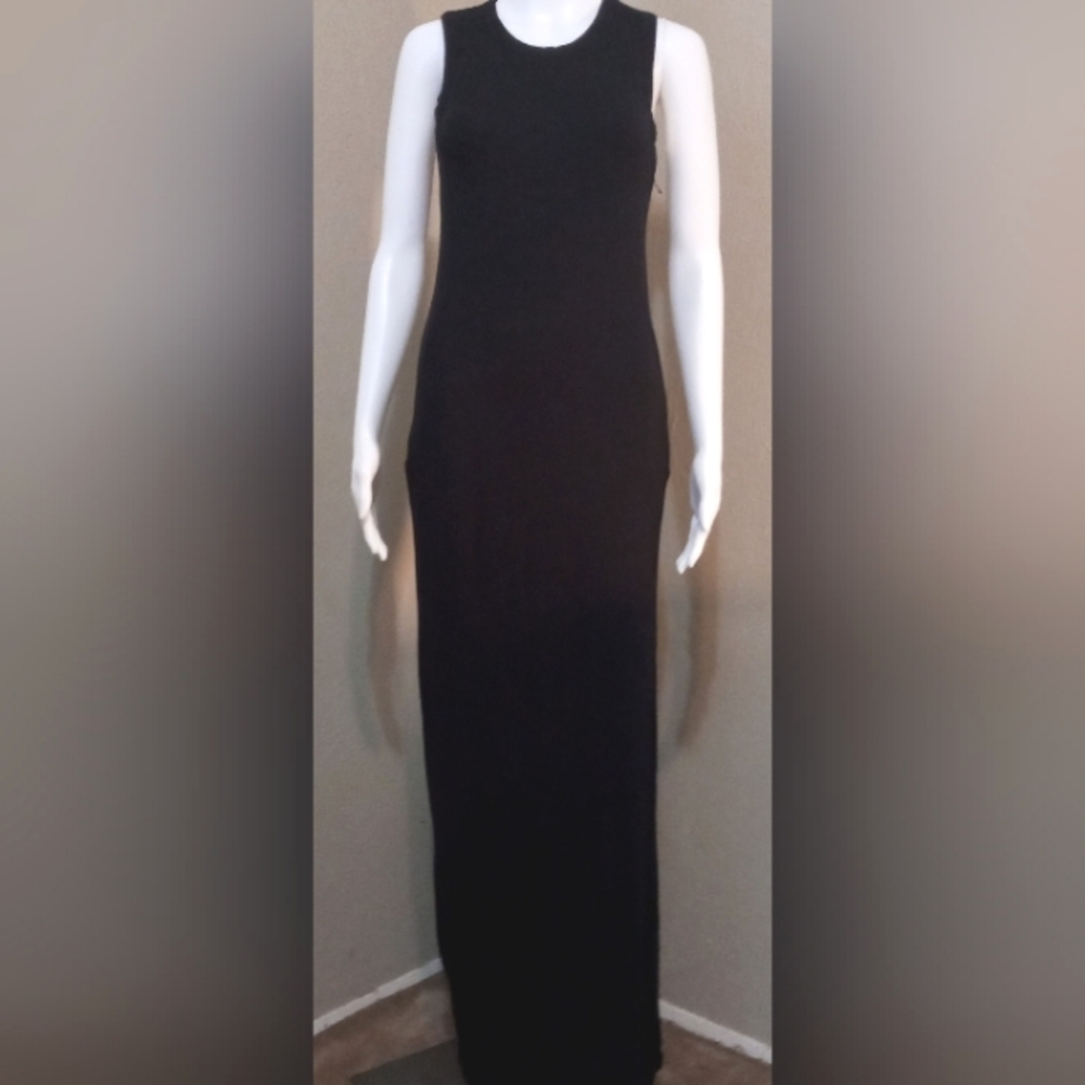 NWOT Lulu's Classic Black Knit Maxi Dress